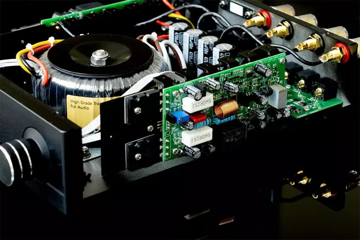 Eleven Audio A390. Image source (c) Eleven Audio