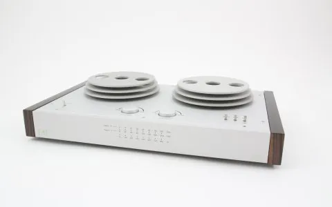 European Audio Team (EAT) E-GLO