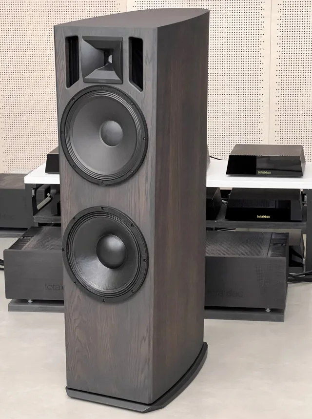 TOTALDAC d120