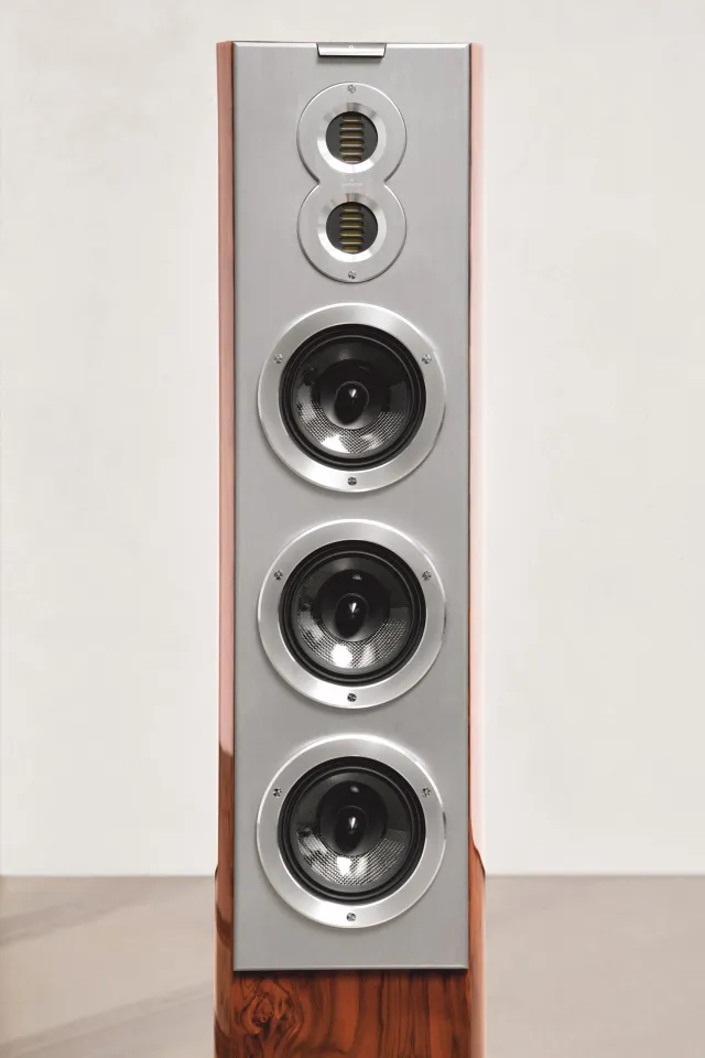 Audiovector R 10 ARRETÉ