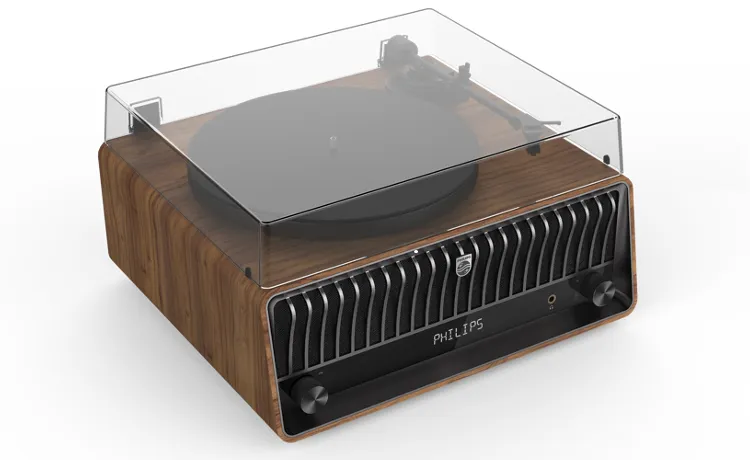 Philips The Tina (V9000) – a Retro All-in-One Turntable for the Brand’s 100th Anniversary