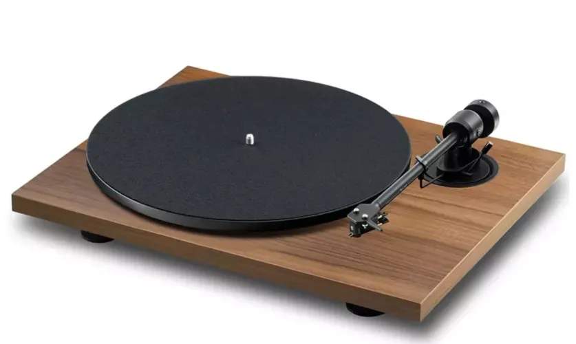 Pro-Ject E1.2 – a New Turntable for 329 Euros