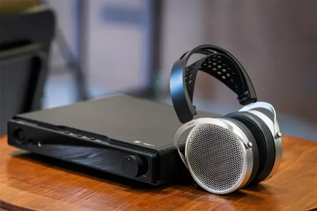 HiFiMAN HE600