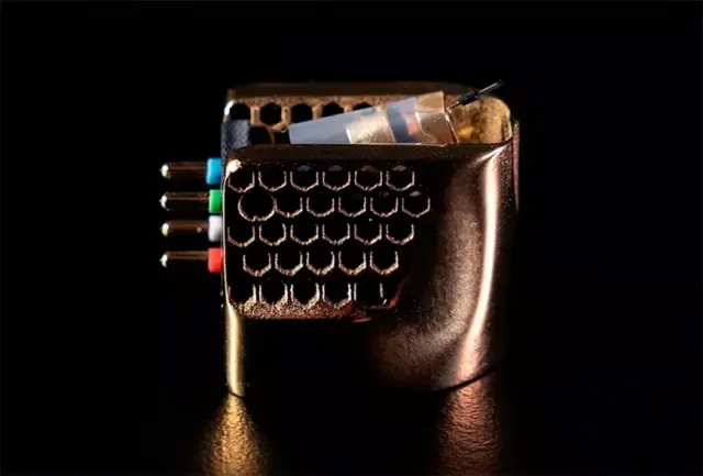 Wilson Benesch TESSELLATE Ti-D