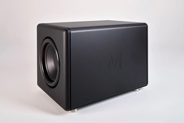 Magico Titan 15
