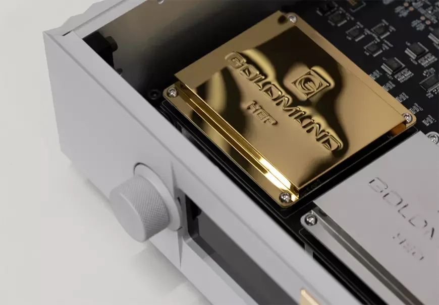 Goldmund Ouranos Signature