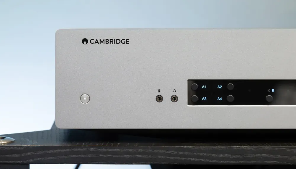 Cambridge Audio CXA61