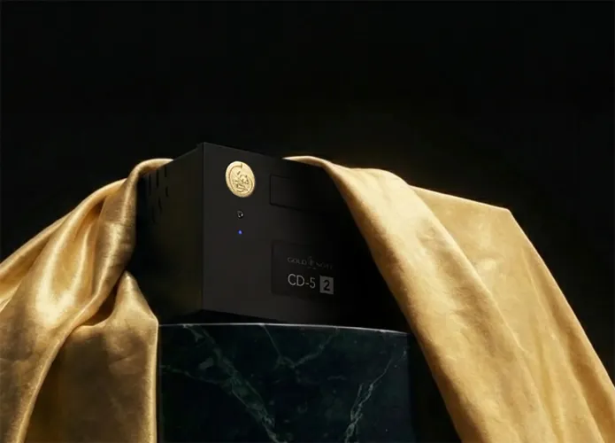 Gold Note CD-5.2 – A Compact Disc Player from Italy