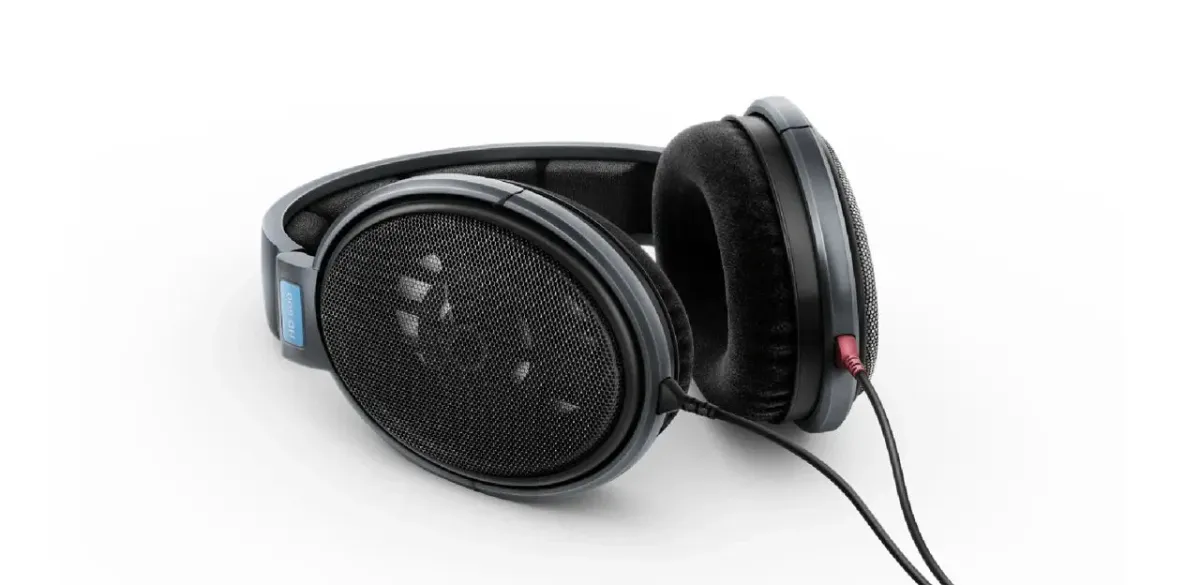 HD 600