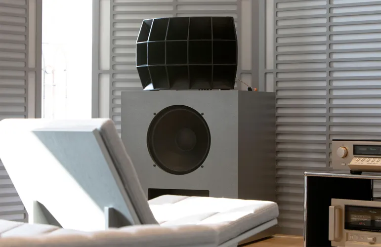 Klipsch and OJAS Unveil KO-R2 Loudspeakers