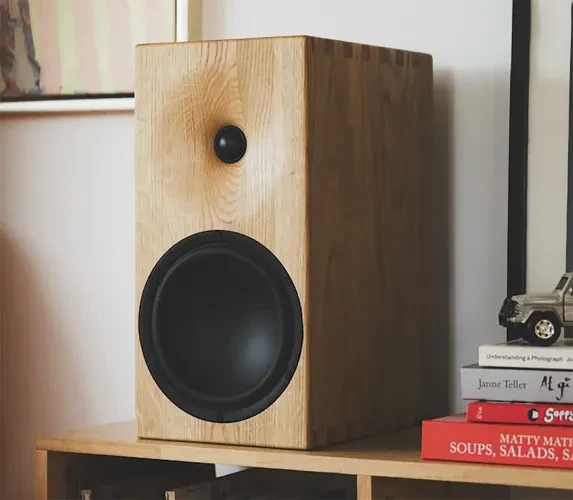 Buchardt Audio E50-S – A More Sensitive Version of the E50