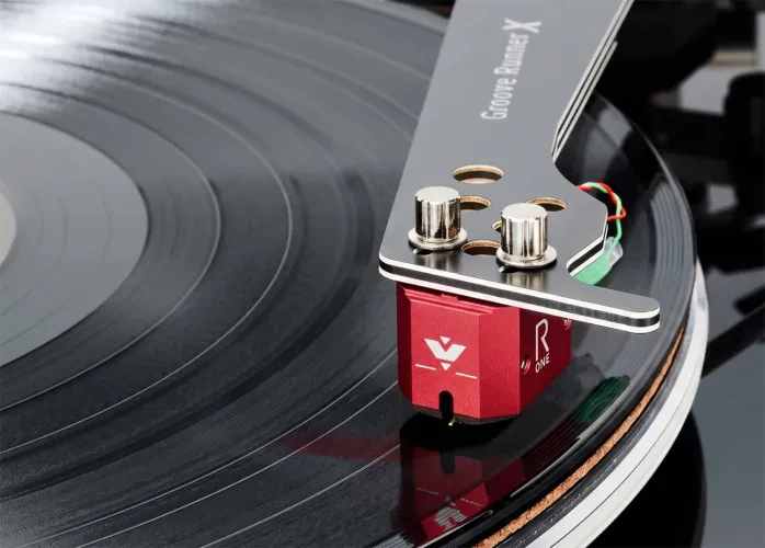 Vertere Ruby One – Flagship MC Cartridge with a Ruby Cantilever