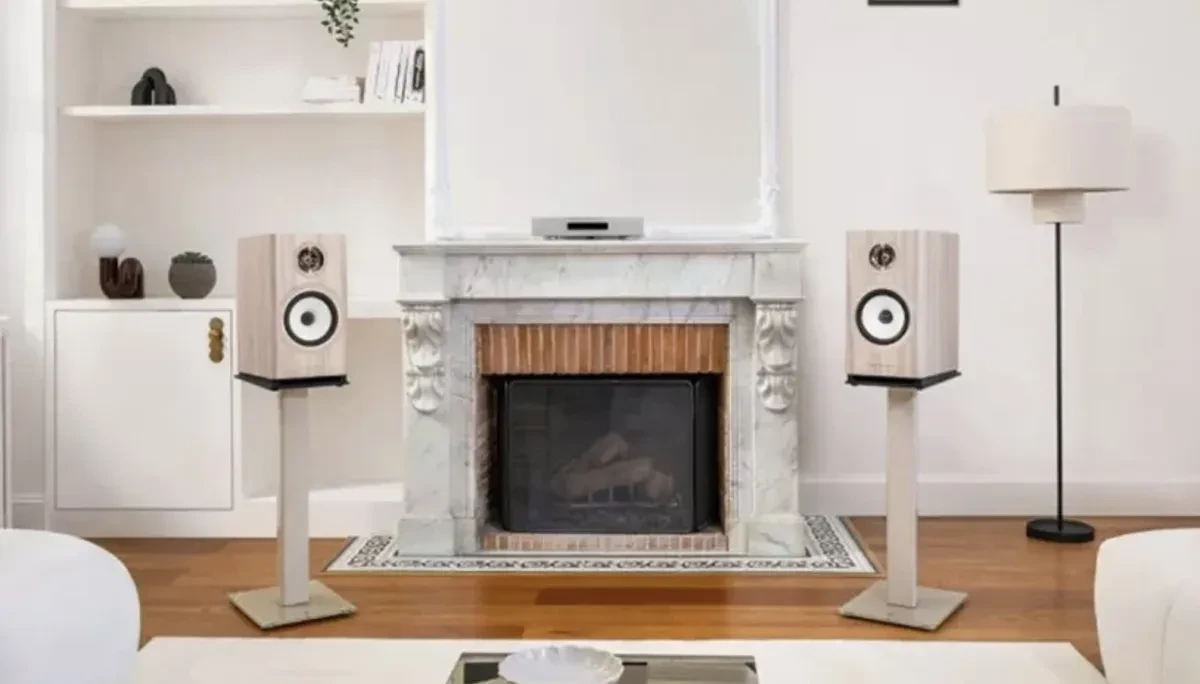 EISA Standmount Loudspeakers 2026 - 2027 - Triangle Solstice 3