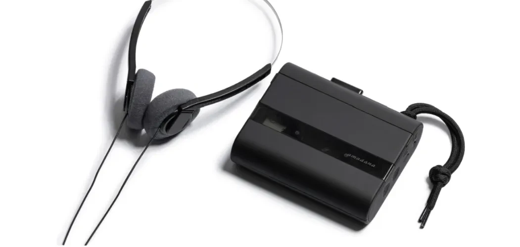 Amadana CP10 - New Inexpensive Portable Cassette Player