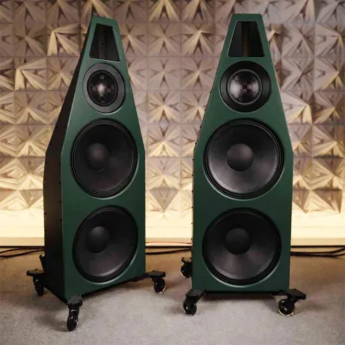 Virtual HiFi Supernova – Dipole Speakers with Dual 15-Inch Woofers