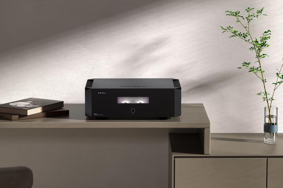AMP-F10 1